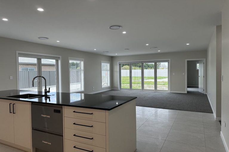 Photo of property in 11 Cassin Place, Taradale, Napier, 4112