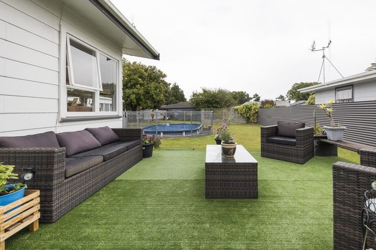 Photo of property in 34 Apollo Parade, Milson, Palmerston North, 4414