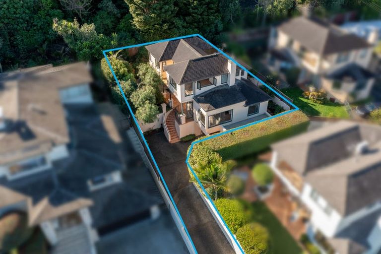 Photo of property in 31 Jubilee Avenue, Devonport, Auckland, 0624