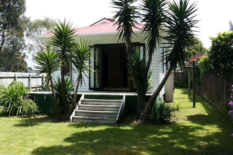 Photo of property in 29 Paynters Avenue, Strandon, New Plymouth, 4312