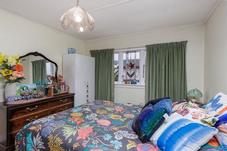 Photo of property in 8 Moorhouse Street, Waimate, 7924