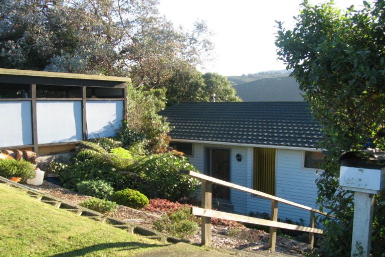 Photo of property in 86 Holborn Drive, Stokes Valley, Lower Hutt, 5019