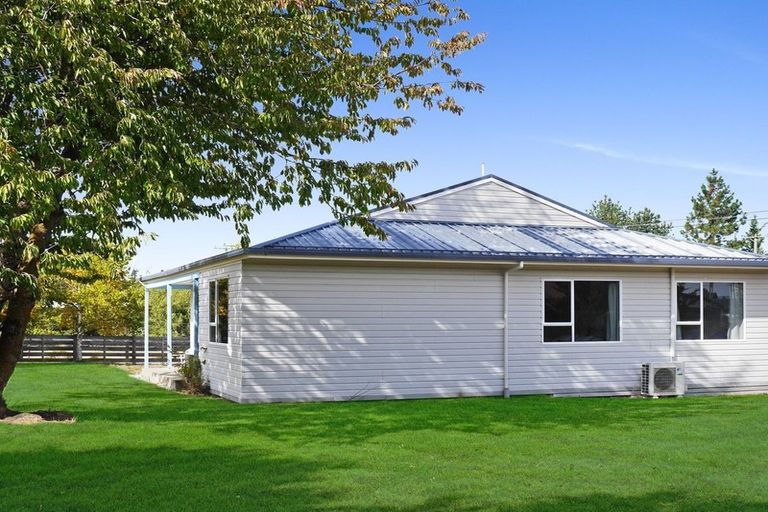 Photo of property in 194 Mackenzie Drive, Twizel, 7901