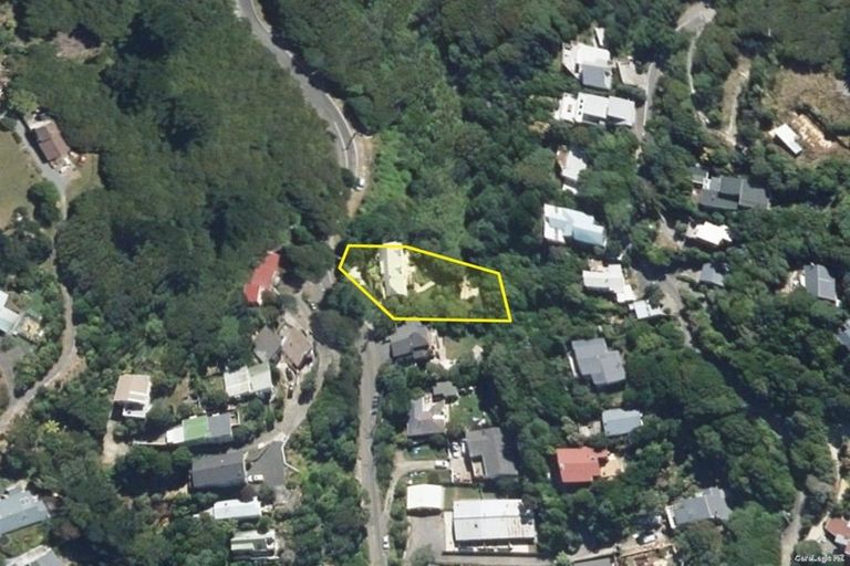 Photo of property in 88 Airlie Road, Plimmerton, Porirua, 5026