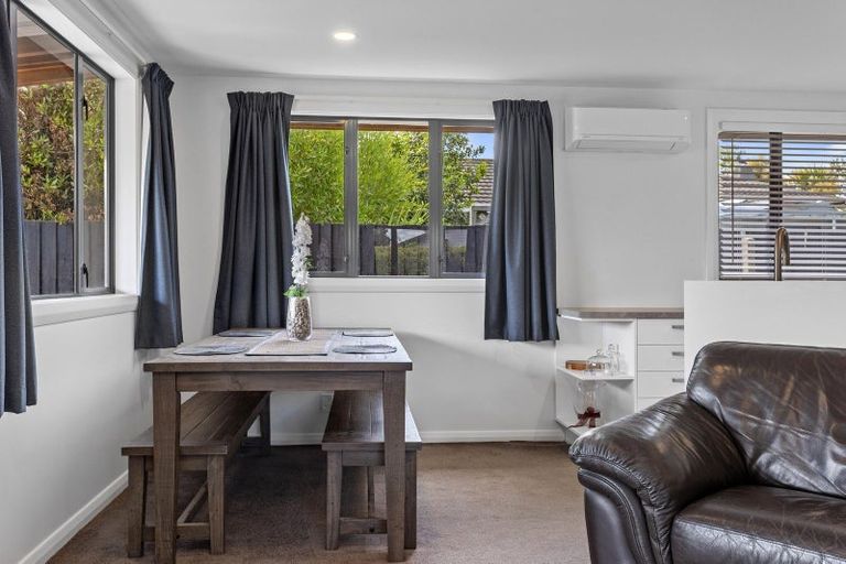 Photo of property in 5 Gilbert Street, Amberley, 7410