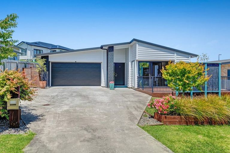 Photo of property in 116 Parkview Drive, Gulf Harbour, Whangaparaoa, 0930