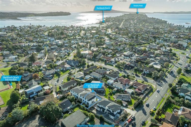 Photo of property in 241a Bucklands Beach Road, Bucklands Beach, Auckland, 2012