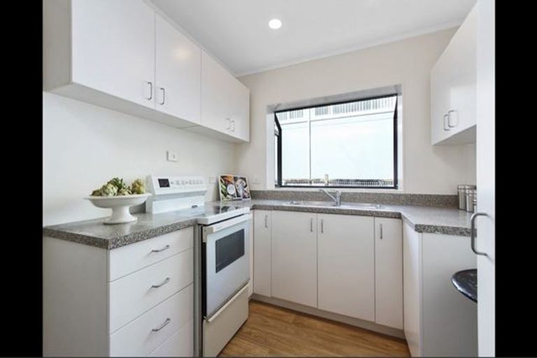 Photo of property in 4/26 Inverness Road, Browns Bay, Auckland, 0630