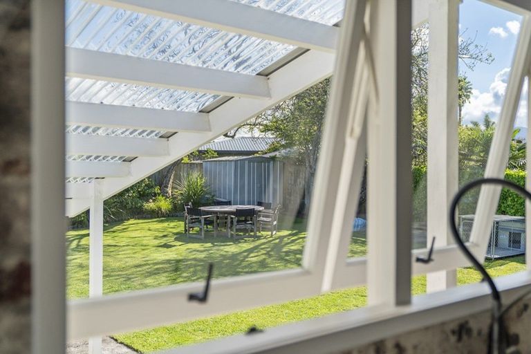 Photo of property in 13 Fairview Place, Te Puke, 3119