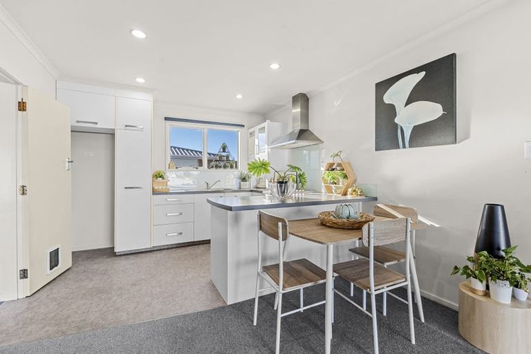 Photo of property in 12 Domett Street, Waitara, 4320