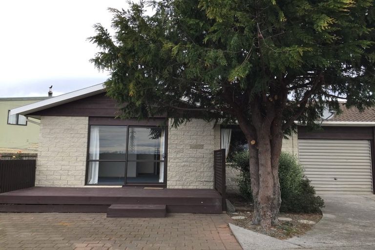 Photo of property in 2/44 Laing Crescent, Heathcote Valley, Christchurch, 8022