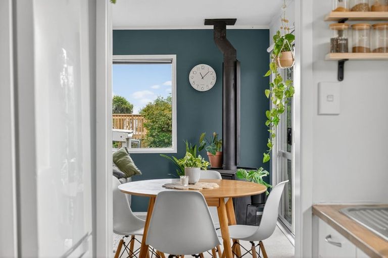 Photo of property in 2/155 Verbena Road, Birkdale, Auckland, 0626