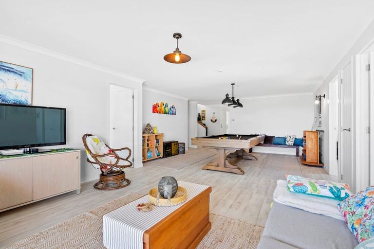 Photo of property in 3 Christie Close, Pataua North, Parua Bay, 0175