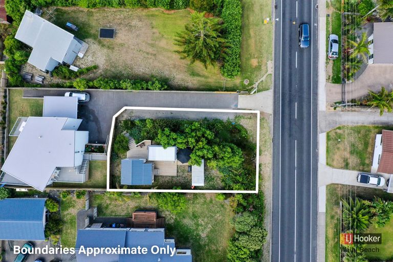 Photo of property in 37 Seaforth Road, Waihi Beach, 3611