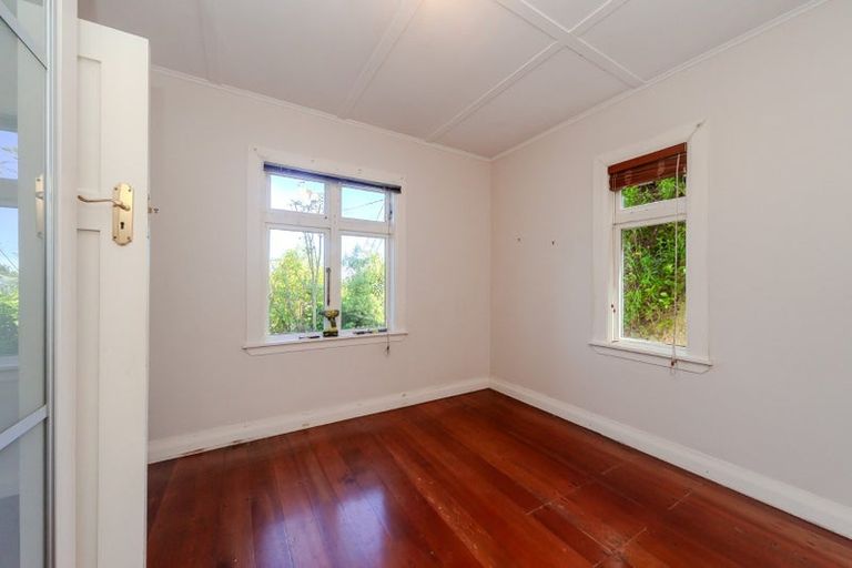 Photo of property in 94 Mitchell Street, Brooklyn, Wellington, 6021