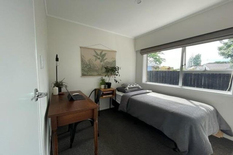 Photo of property in 2/551a Weymouth Road, Weymouth, Auckland, 2103