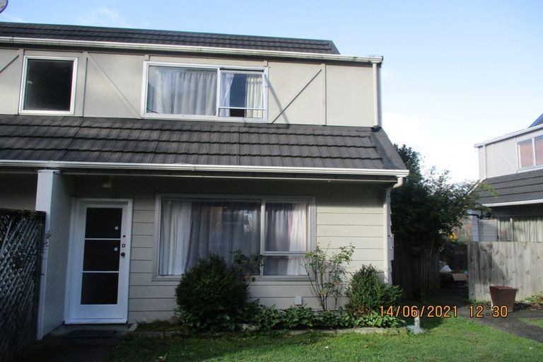 Photo of property in 264d Grounsell Crescent, Belmont, Lower Hutt, 5010