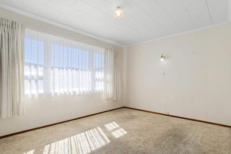 Photo of property in 5 Linklater Avenue, Bellevue, Tauranga, 3110