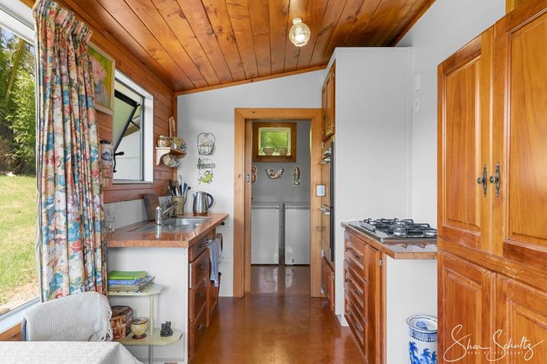 Photo of property in 2305 State Highway 12, Paparoa, 0571