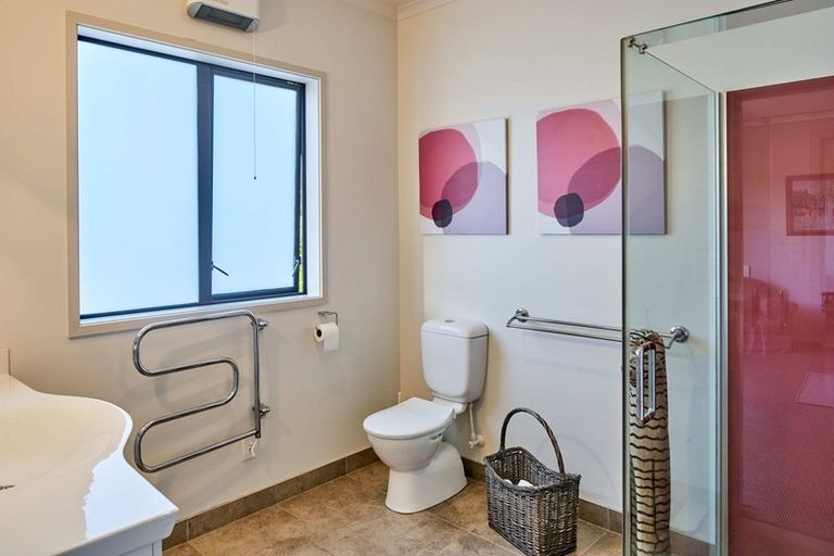 Photo of property in 23 Gray Street, Pukerua Bay, 5026