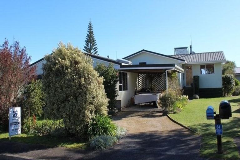 Photo of property in 64 Selwyn Street, Pohara, Takaka, 7183