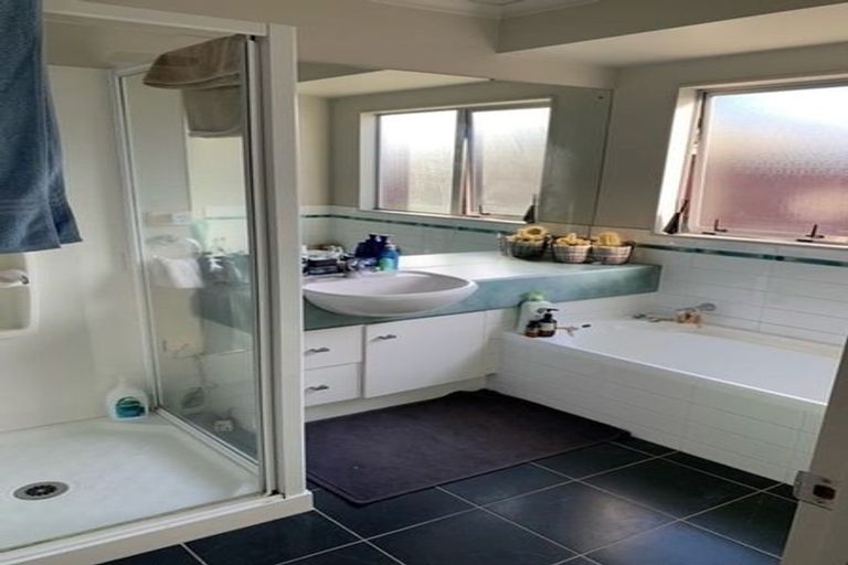 Photo of property in 9 Fergy Crescent, Wattle Downs, Auckland, 2103