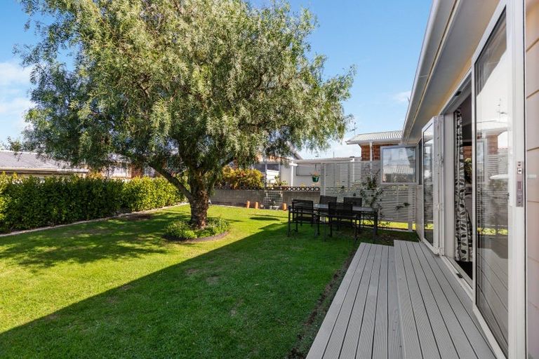 Photo of property in 5a High Street West, Waitara, 4320