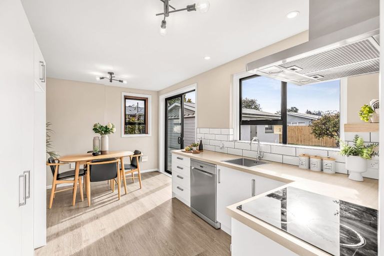 Photo of property in 37 Colwyn Street, Bryndwr, Christchurch, 8053