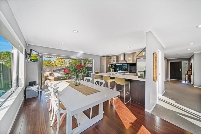 Photo of property in 13a Fiesta Drive, Half Moon Bay, Auckland, 2012