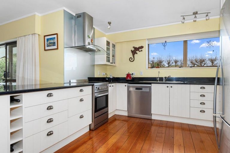 Photo of property in 241 Whatitiri Road, Maungatapere, Whangarei, 0179