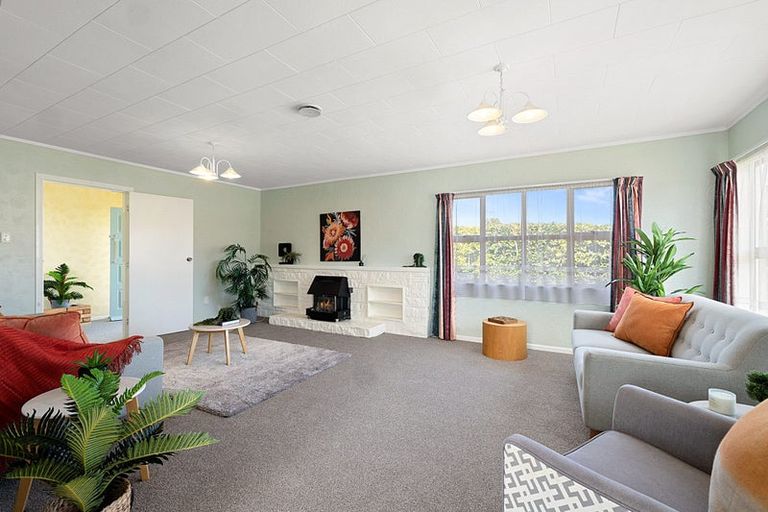 Photo of property in 5 Wesley Avenue, Frankleigh Park, New Plymouth, 4310