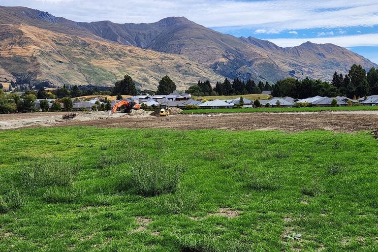 Photo of property in 51 Clearview Street, Wanaka, 9305