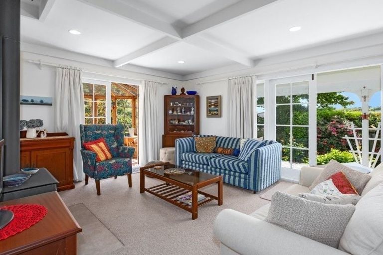 Photo of property in 32 Discovery Drive, Whitby, Porirua, 5024