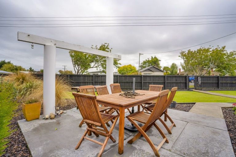 Photo of property in 25 Queen Street, Winton, 9720