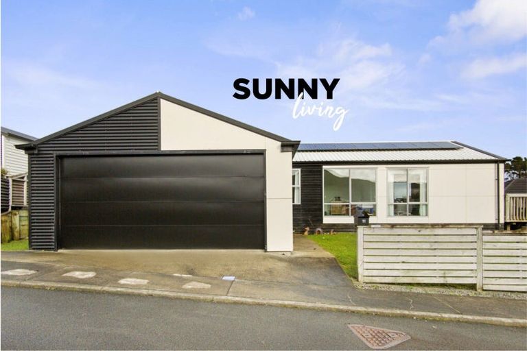 Photo of property in 11 Otonga Heights, Maungaraki, Lower Hutt, 5010