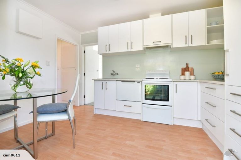 Photo of property in 6/7 Willerton Avenue, New Lynn, Auckland, 0600