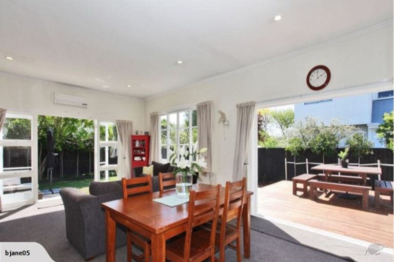 Photo of property in 189 Matsons Avenue, Papanui, Christchurch, 8053