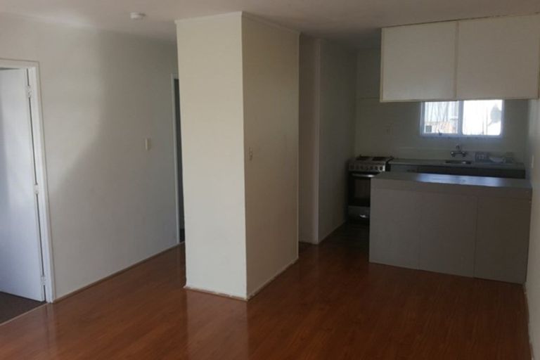 Photo of property in 1/11 Frobisher Way, Clendon Park, Auckland, 2103