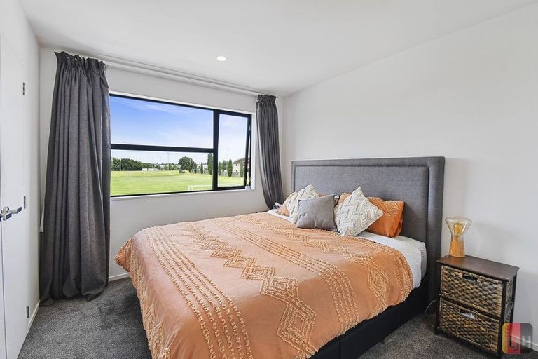 Photo of property in 97 Te Aparangi Road, Papakura, 2110