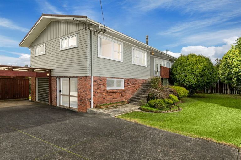 Photo of property in 175 Waimumu Road, Massey, Auckland, 0614