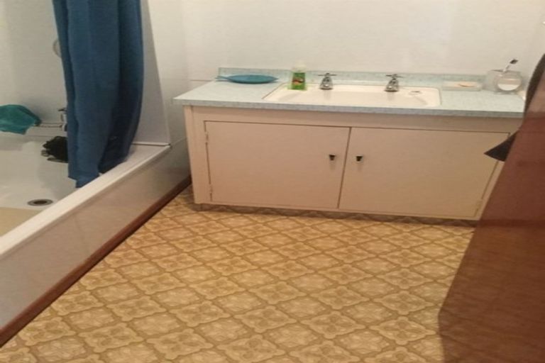 Photo of property in 15d Glasgow Street, Balclutha, 9230