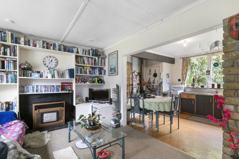 Photo of property in 61 Hair Street, Wainuiomata, Lower Hutt, 5014