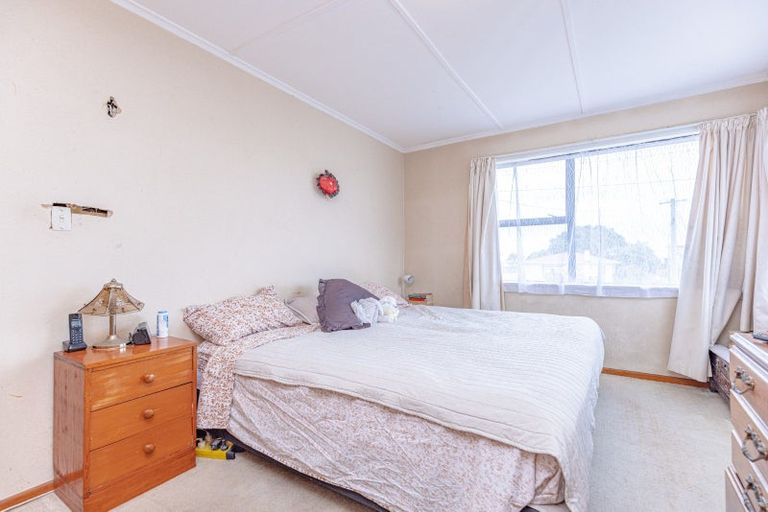 Photo of property in 74 Matai Street, Castlecliff, Whanganui, 4501