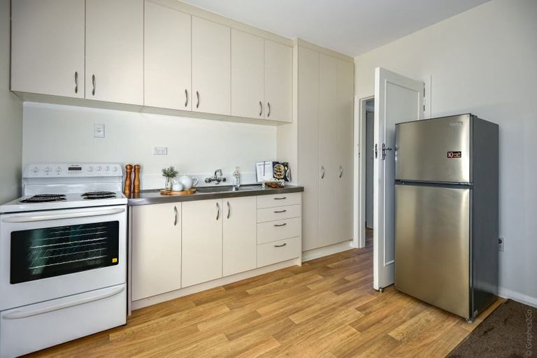 Photo of property in 266 Wainoni Road, Avondale, Christchurch, 8061