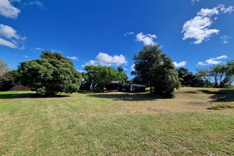 Photo of property in 106 Karaka Place, Matarangi, Whitianga, 3592
