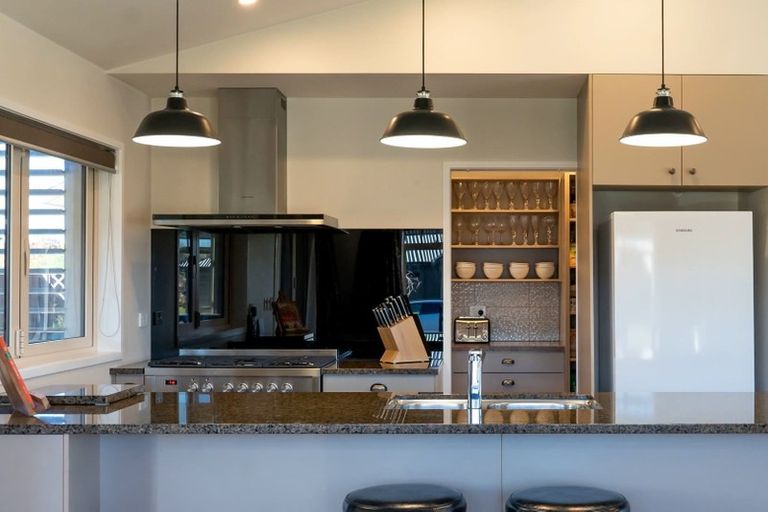 Photo of property in 51 Montgomery Crescent, Kinloch, Taupo, 3377