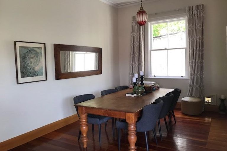Photo of property in 43c Austin Street, Mount Victoria, Wellington, 6011