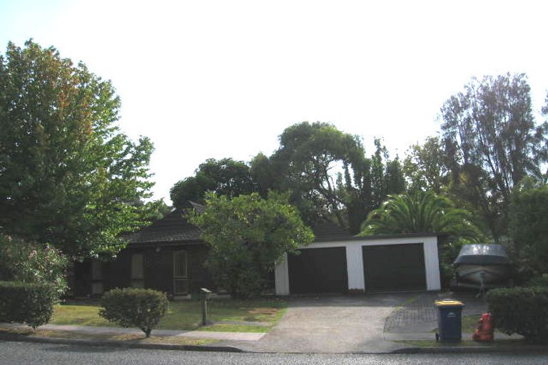Photo of property in 59 John Downs Drive, Browns Bay, Auckland, 0630