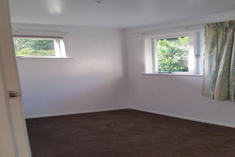 Photo of property in 1/23 Marsh Avenue, Forrest Hill, Auckland, 0620