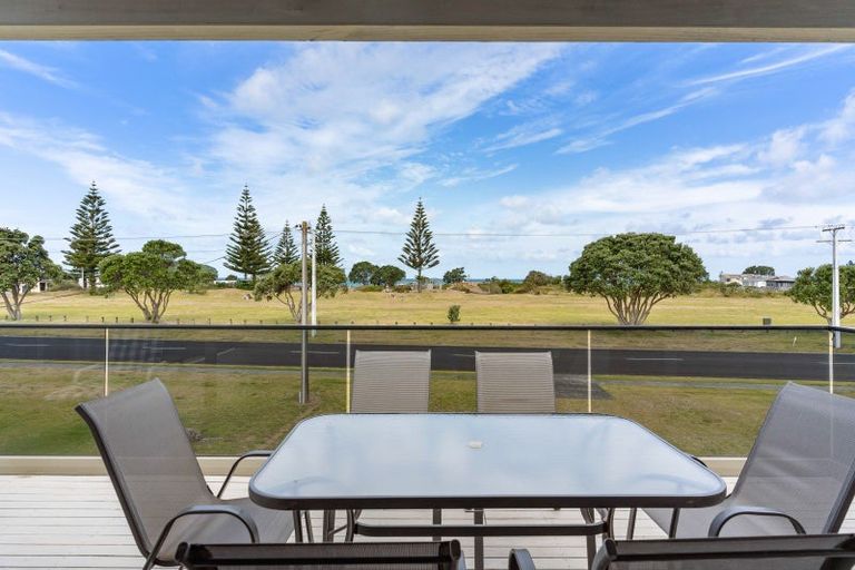 Photo of property in 225 Rangi Avenue, Whangamata, 3620
